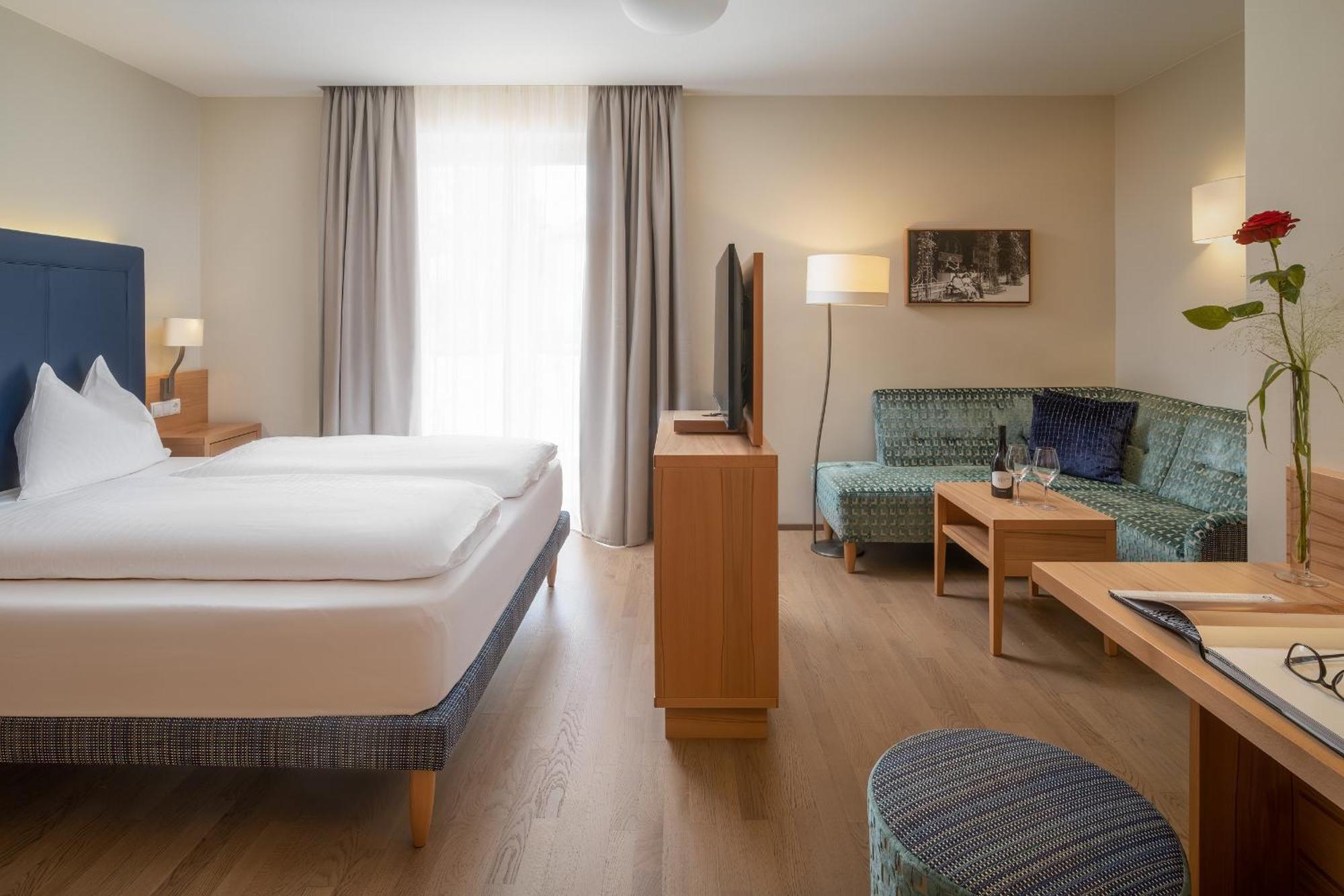 Bavaria Hotel 4*